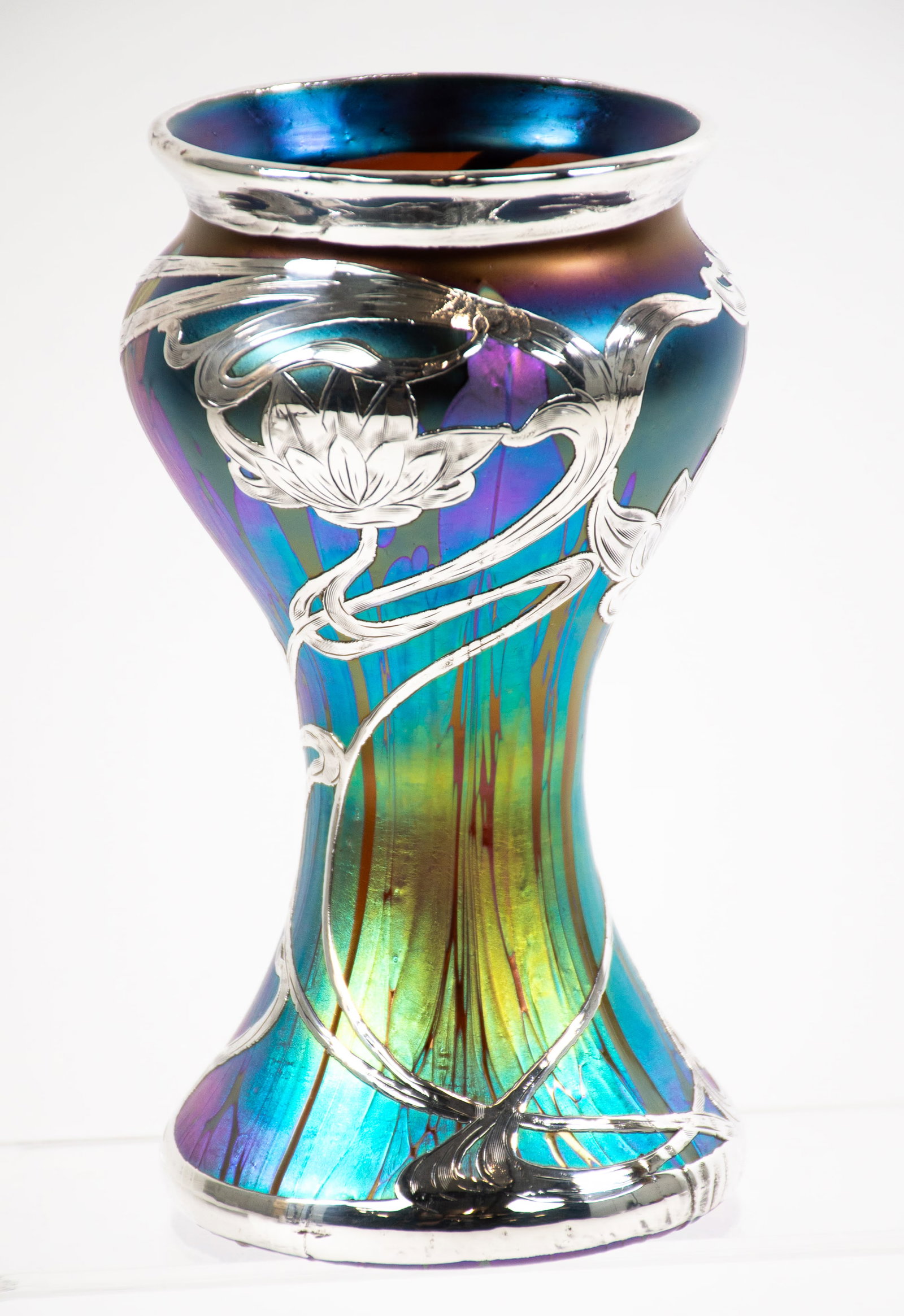 Loetz Sterling Overlay Medici Iridescent Vase (1 of 10)