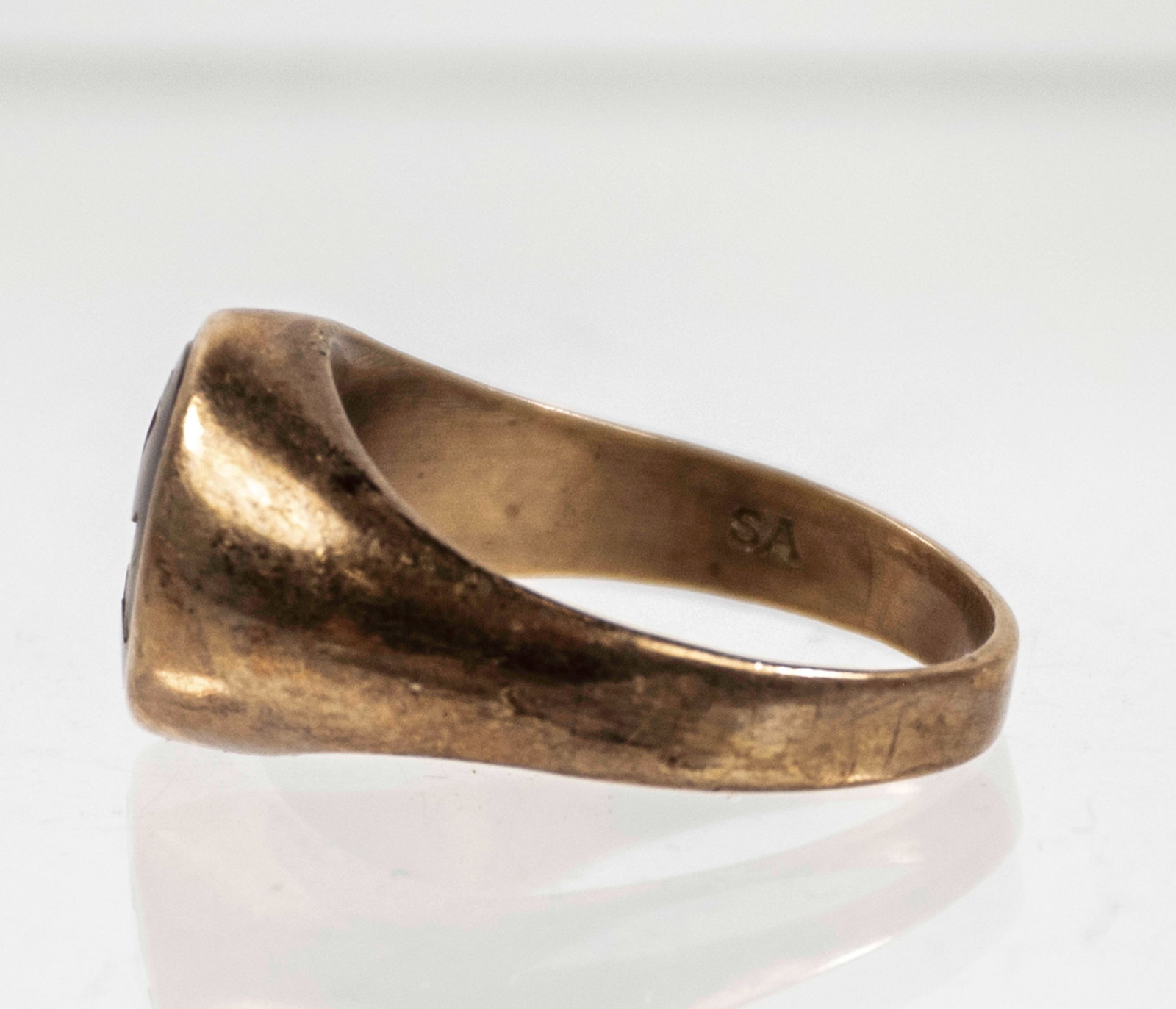 Two 10K Gold Masonic Rings - 9