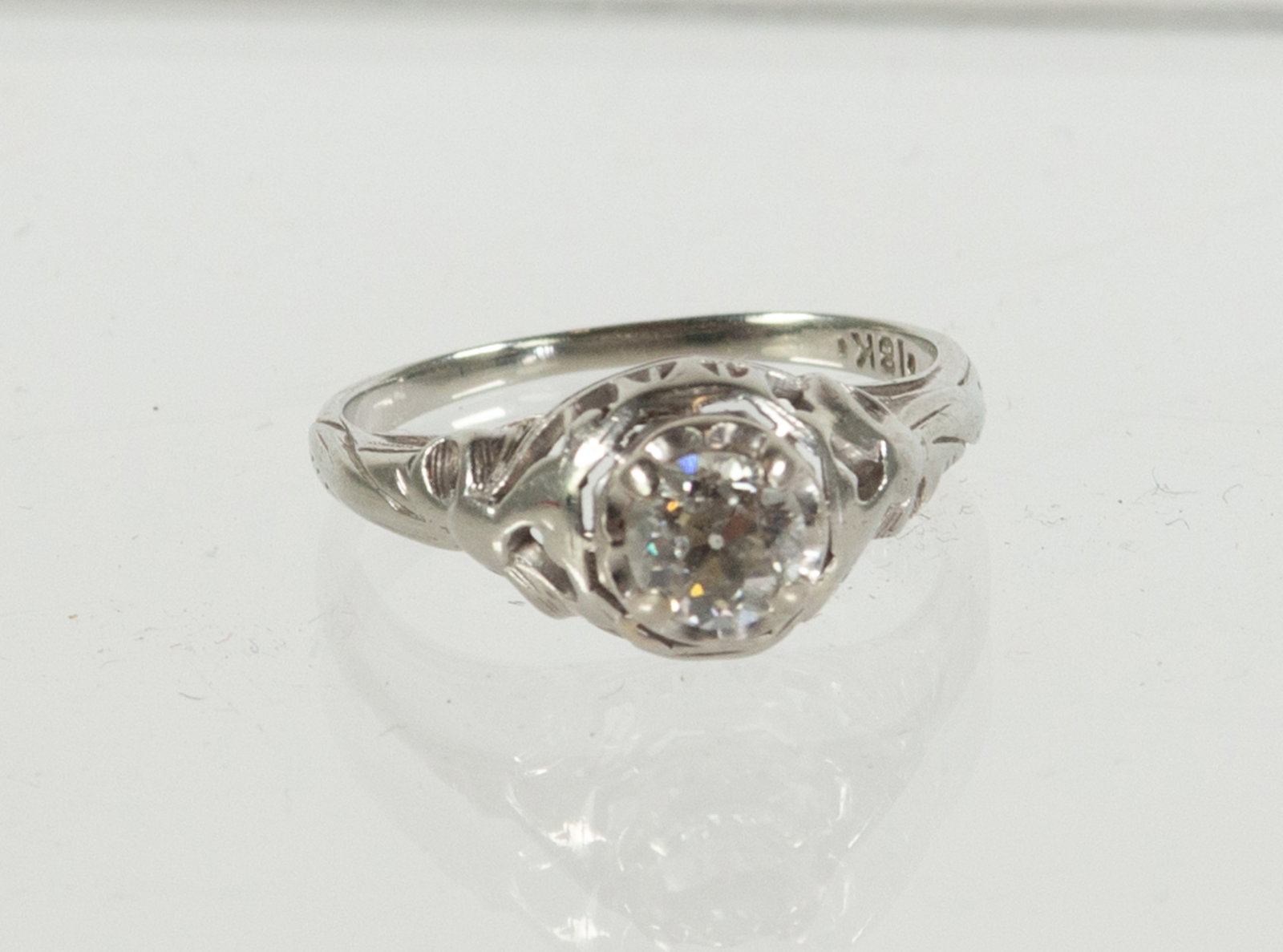 18kt White Gold and Diamond Ring (1 of 4)