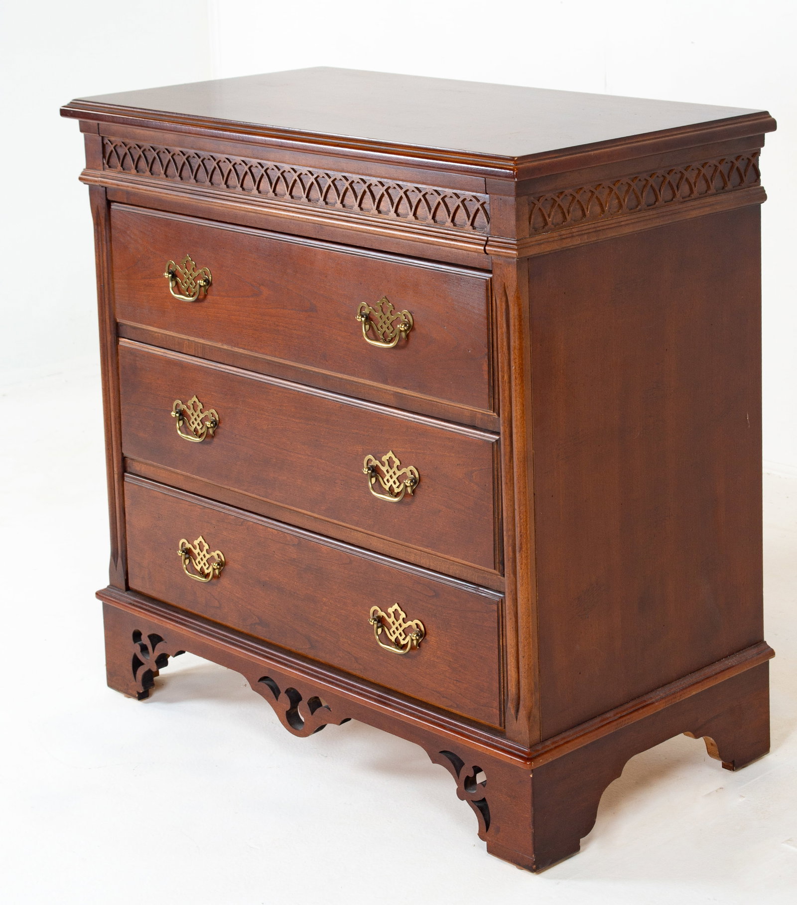 Mahogany Chest of Drawers (1 of 7)