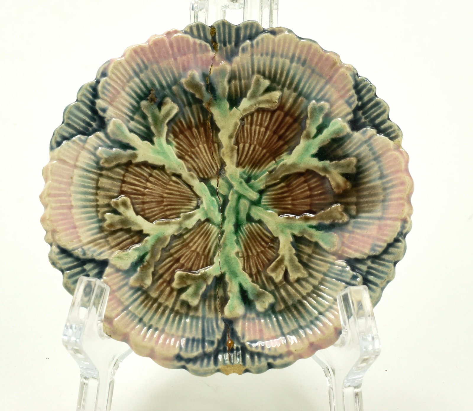 American Majolica Etruscan Table Articles - 16