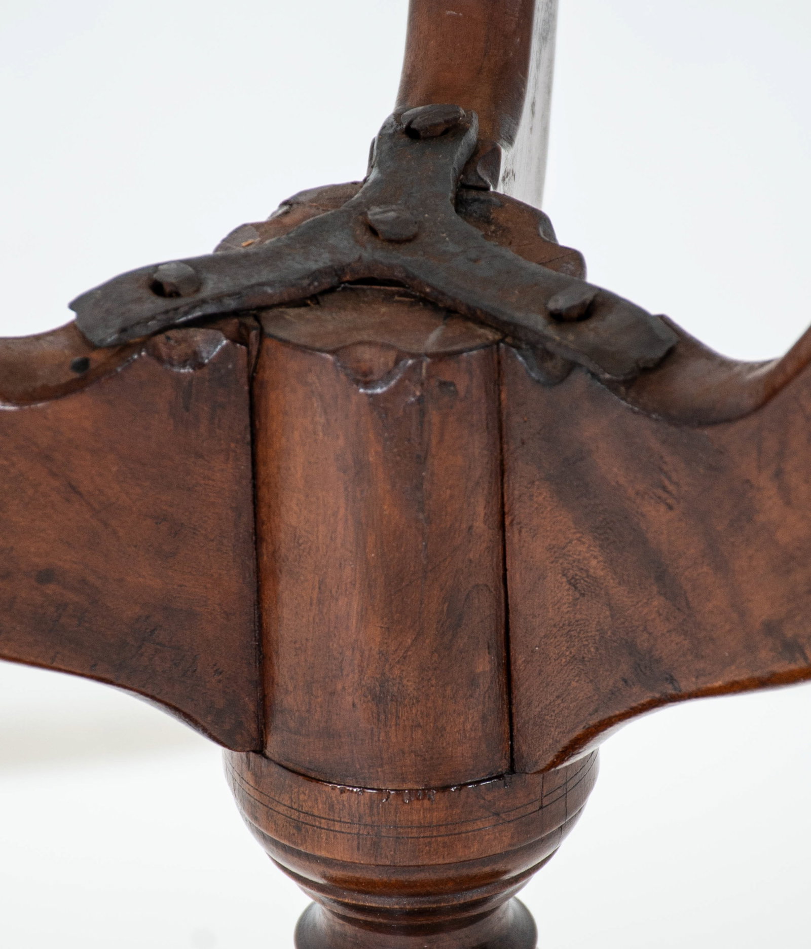 Virginia Walnut Candlestand - 12