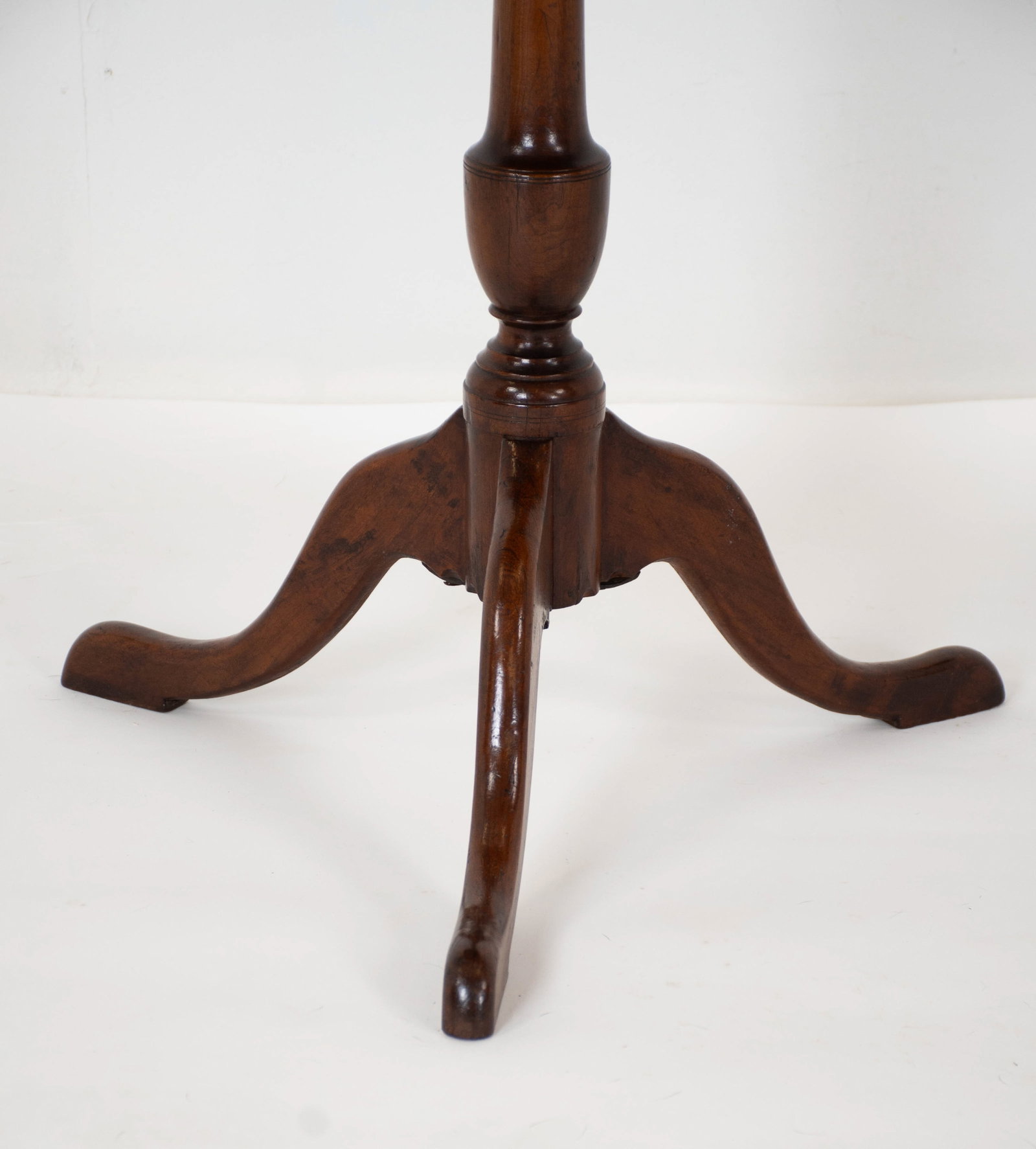 Virginia Walnut Candlestand - 3