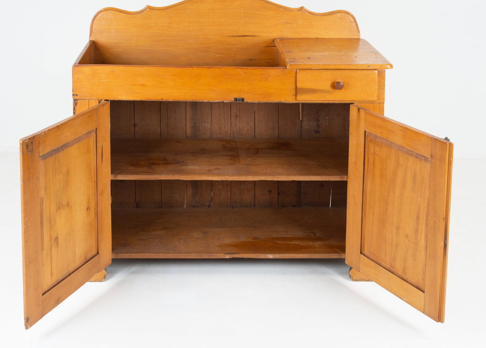19th C. American Maple Dry Sink - 3