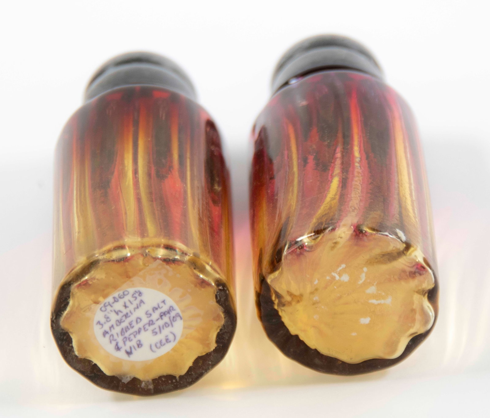 Amberina Panel-Optic Salt & Pepper, 3 Toothpicks - 3