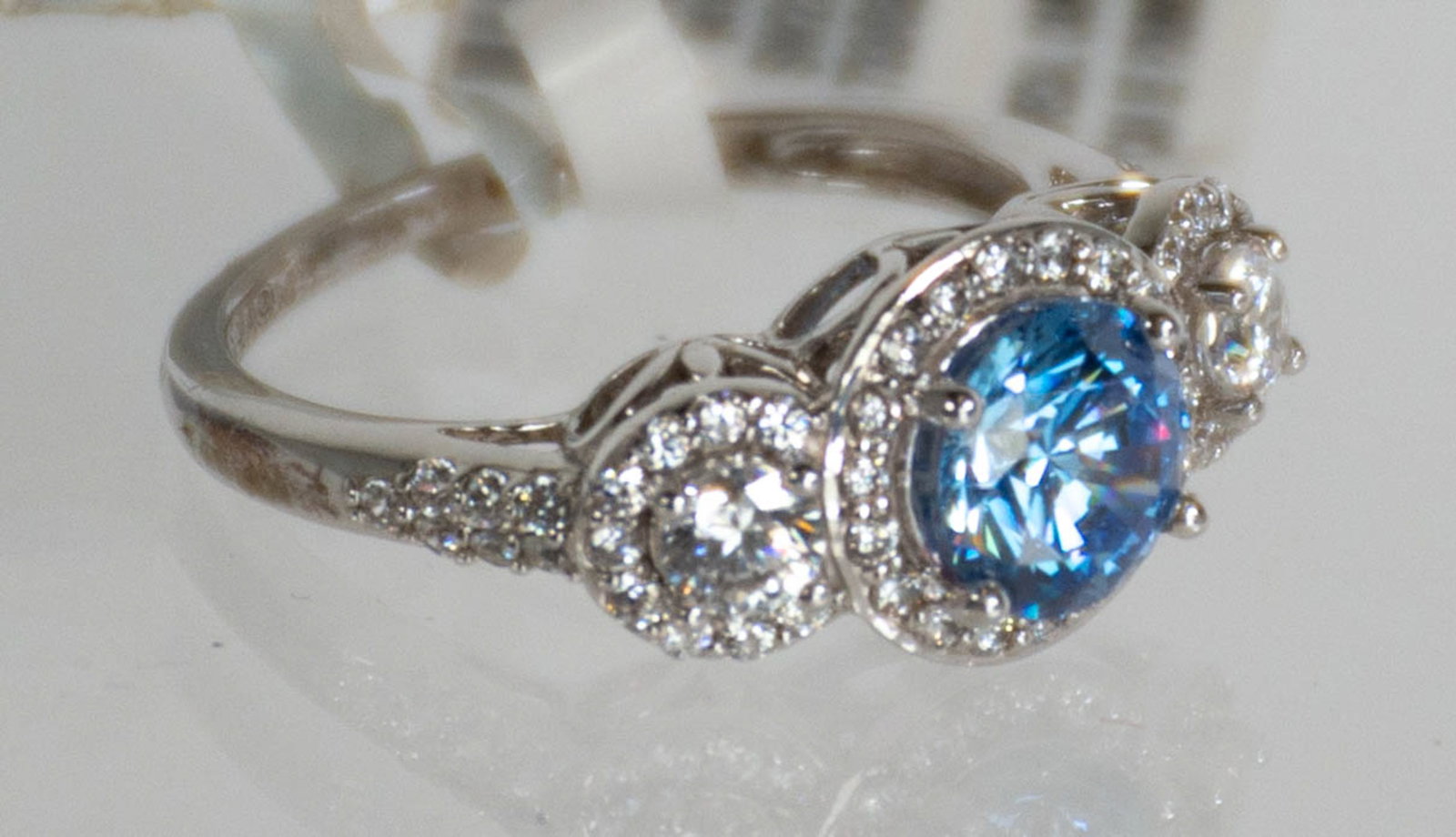 4 Pcs. Swarovski Jewelry - 3
