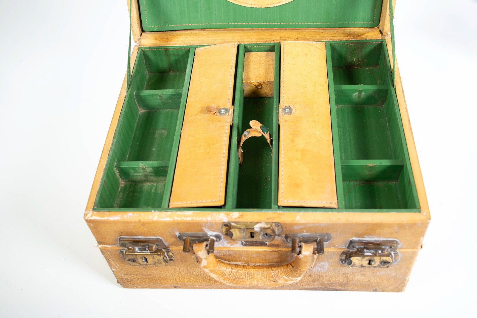 Early 20th C. Vanity Travel Case - 5