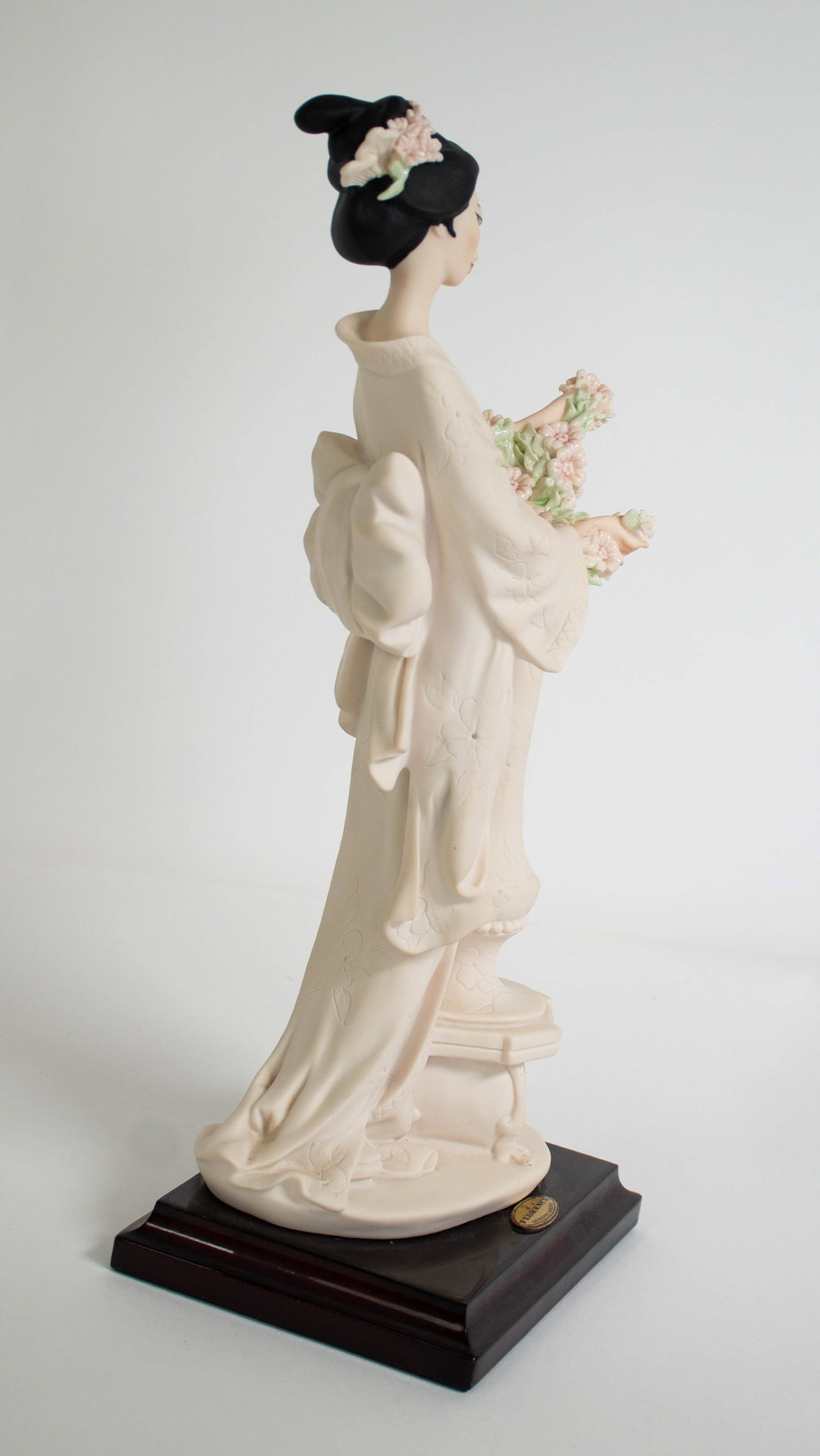 Giuseppe Armani "Oriental Lady with Column" - 6
