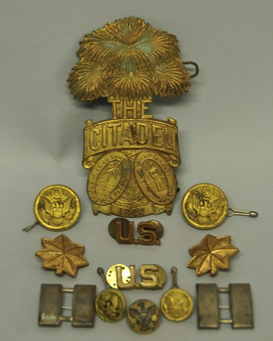 Lot of Military Related Buttons, Badges: Includes two sterling "Shold-R-Form" pins, two gilt "Shold-R-Form" oak leaf pins, two "U.S." pins, four Eagle buttons by N. S. Meyer, one Eagle button by Horstmann, gilt metal Citadel sash holder
