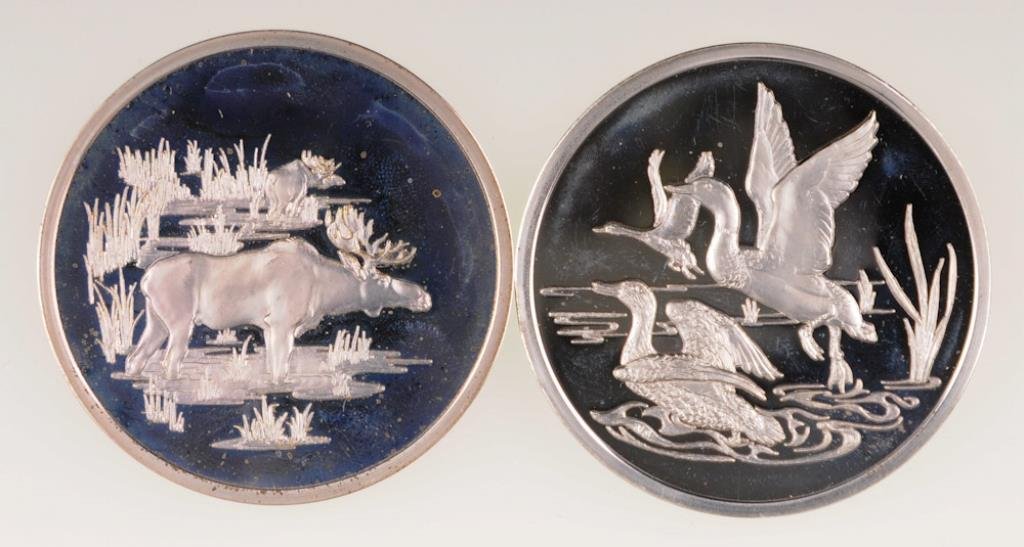 2 Sterling American Wildlife Collection Medals: Two sterling silver medals from the American Wildlife Collection, "Mallards" and "Moose", minted in England; total weight 4.440 ozt