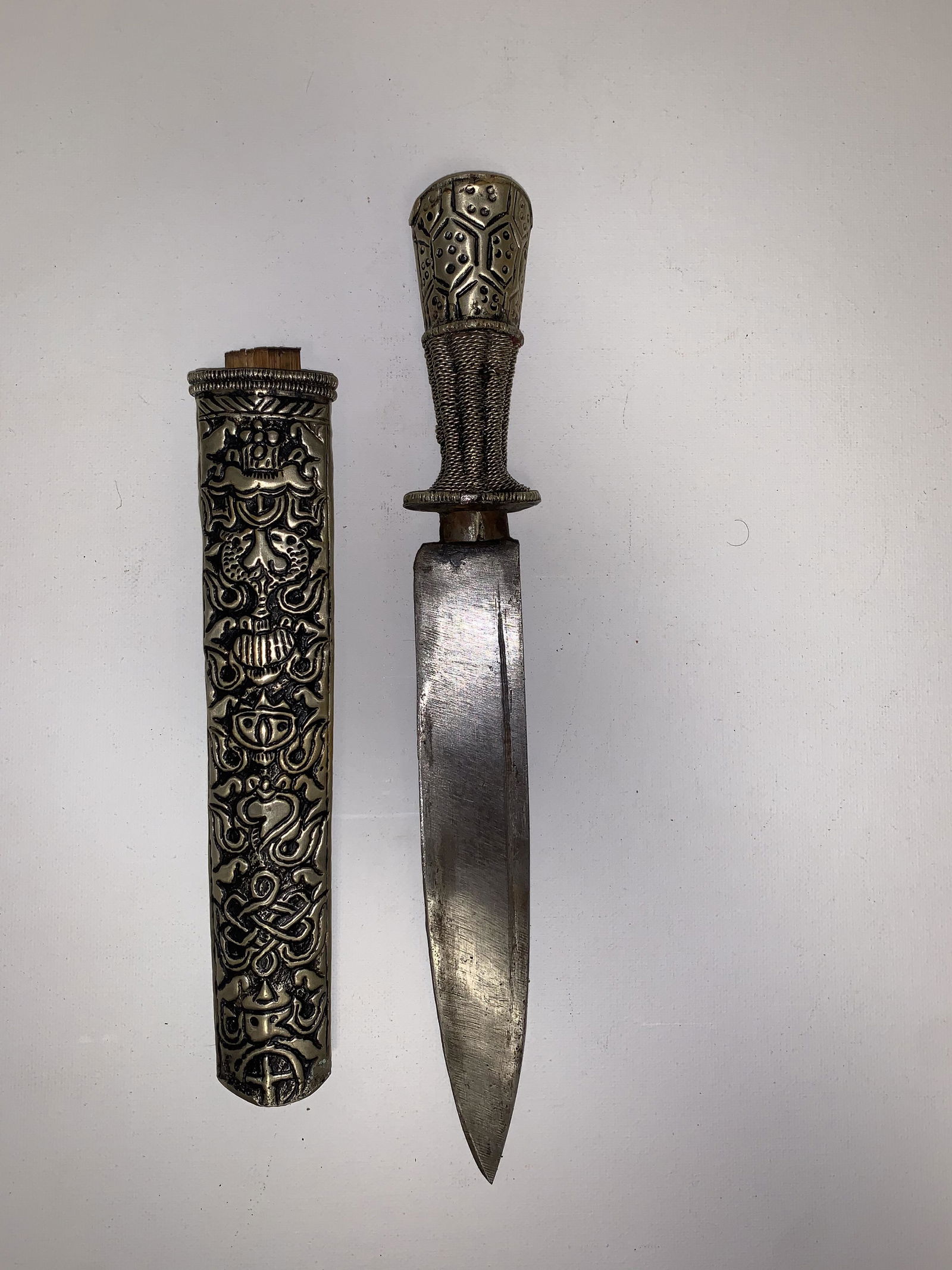 Intricate Carved Sheath and Knife (1 of 2)