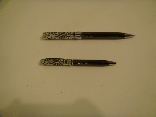 Pierre Cardin Pen Set: Nice Pierre Cardin Pen Set