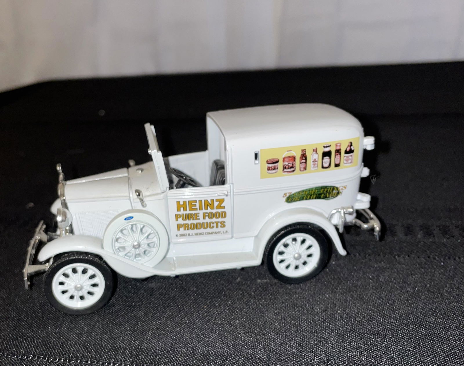 2002 Heniz Co Truck, Model 1931 (1 of 4)