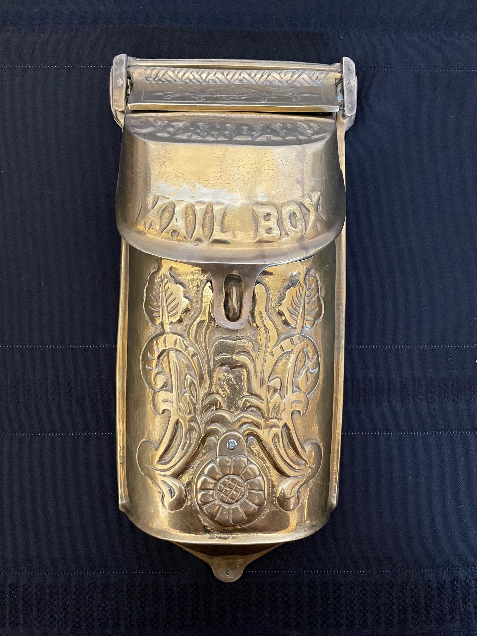 Vintage Brass Standard Mail Box (1 of 5)