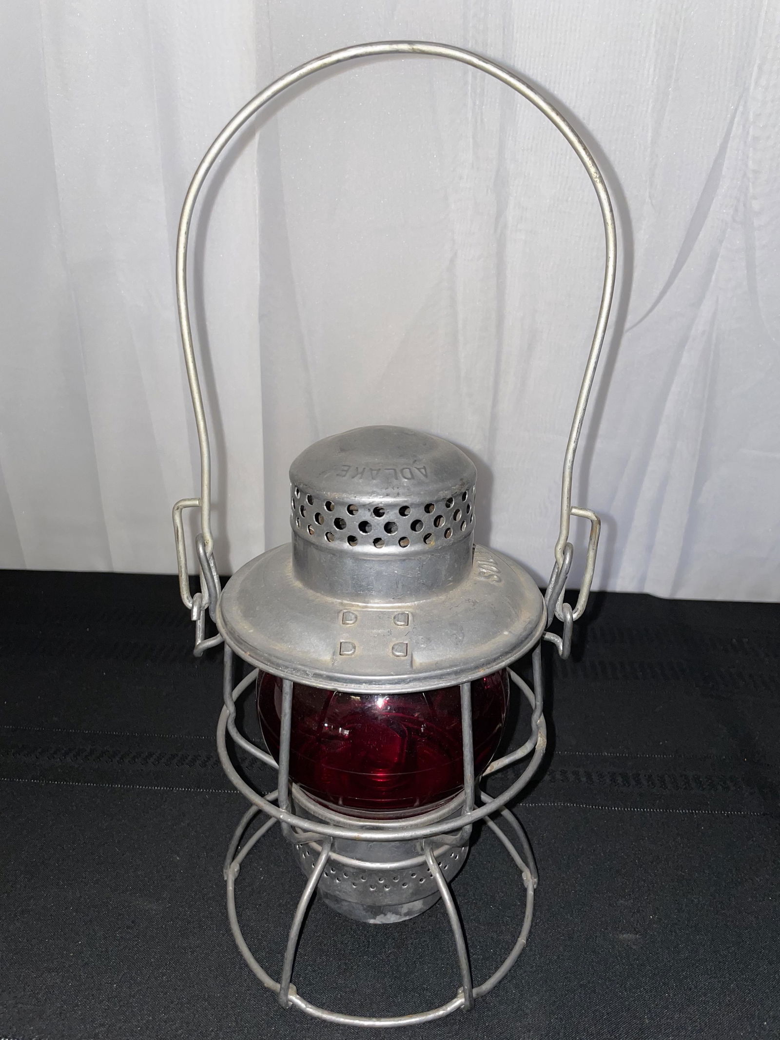 Adlake Rail Road Lantern, Red Globe (1 of 4)