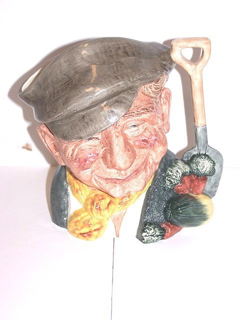 Royal Doutlon The Gardner Toby Mug: 6630 "The Gardner" mug. Condition is very good.