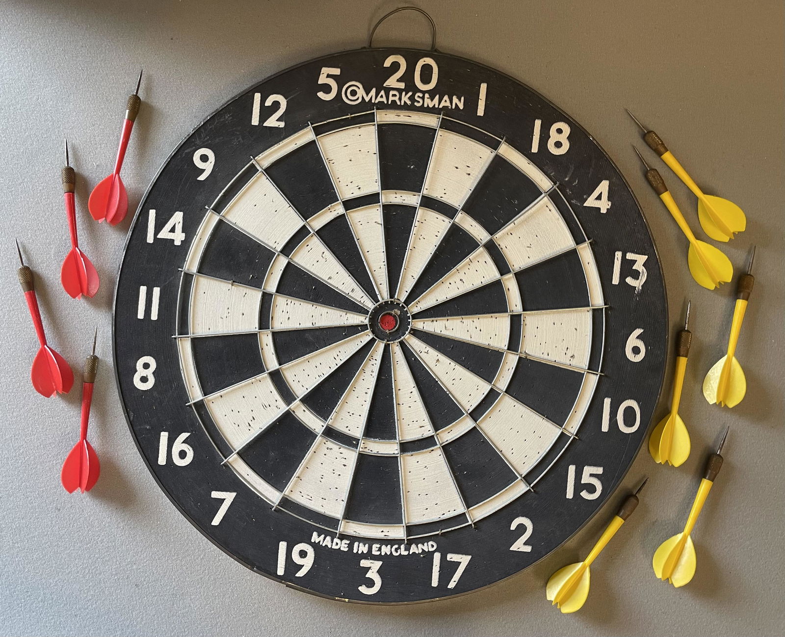 Marksman Vintage Dart Board, Made in England: Marksman Vintage Dart Board, Made in England, includes darts
