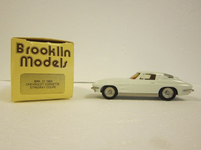Brooklin Model: Brooklin Model #21 1963 Corvette w/box C10