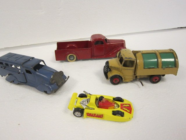 Dinky,Corgi Marx Tootsitoy lot: Dinky Garbage Dump,Corgi Shazam ,Marx 1940 4 1/2 Bus,Tootsitoy Pick Truck