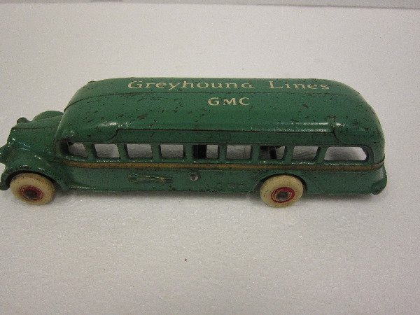 Arcade Greyhound Bus: Arcade Greyhound Bus GMC 73/4" C9