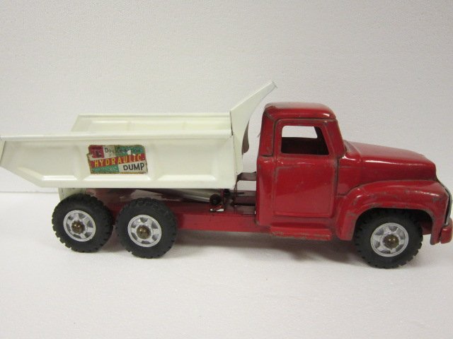 Buddy L Dump Truck: Buddy L Dump Truck 60" C8