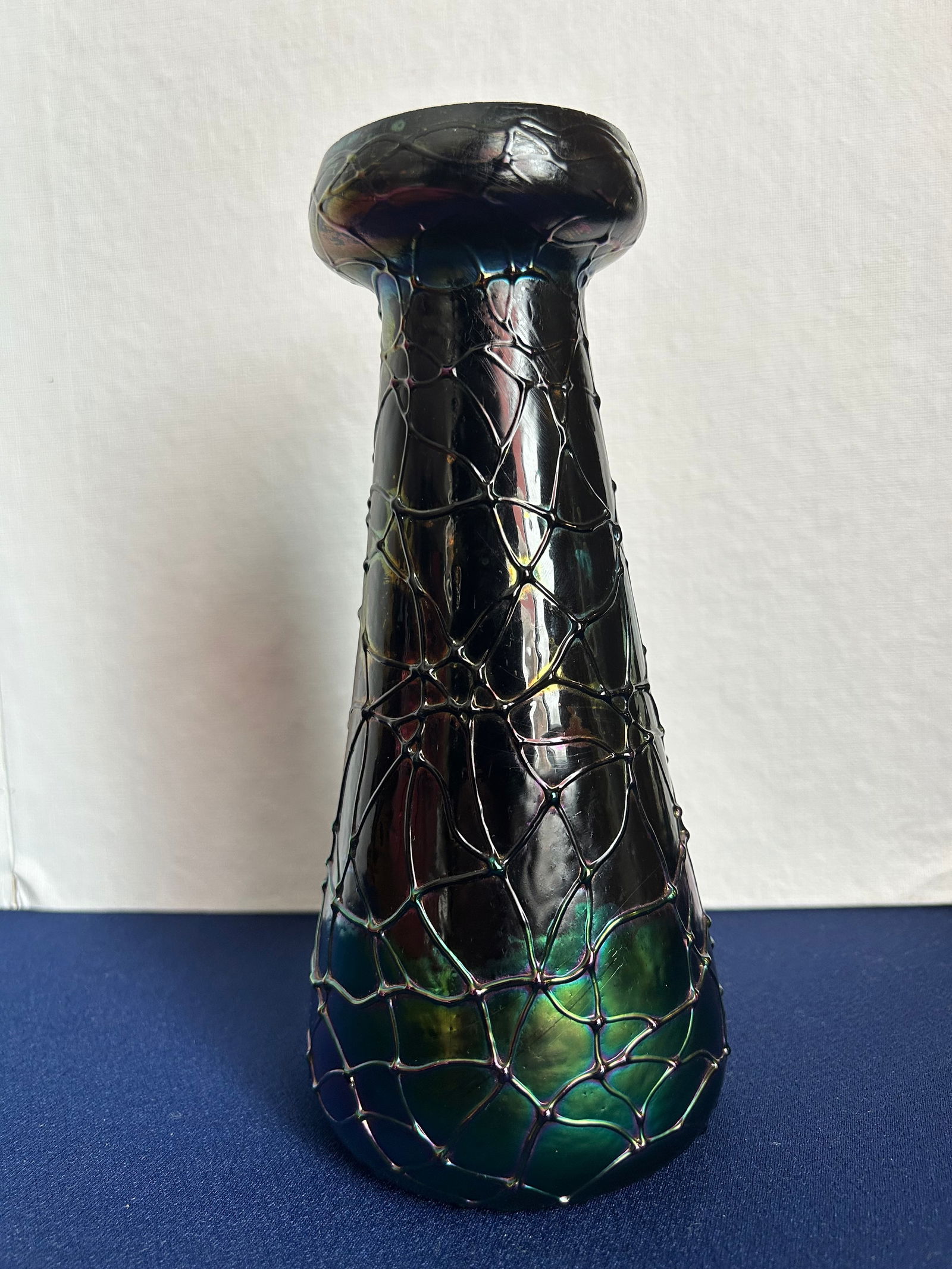 LOETZ IRIDESCENT CRACKLE VASE, JOSEF RINDSKOPF: LOETZ CRACKLE VASE, RINDSKOPF, ART NEOVEAU IRIDESCENT, 8.5'' TALL