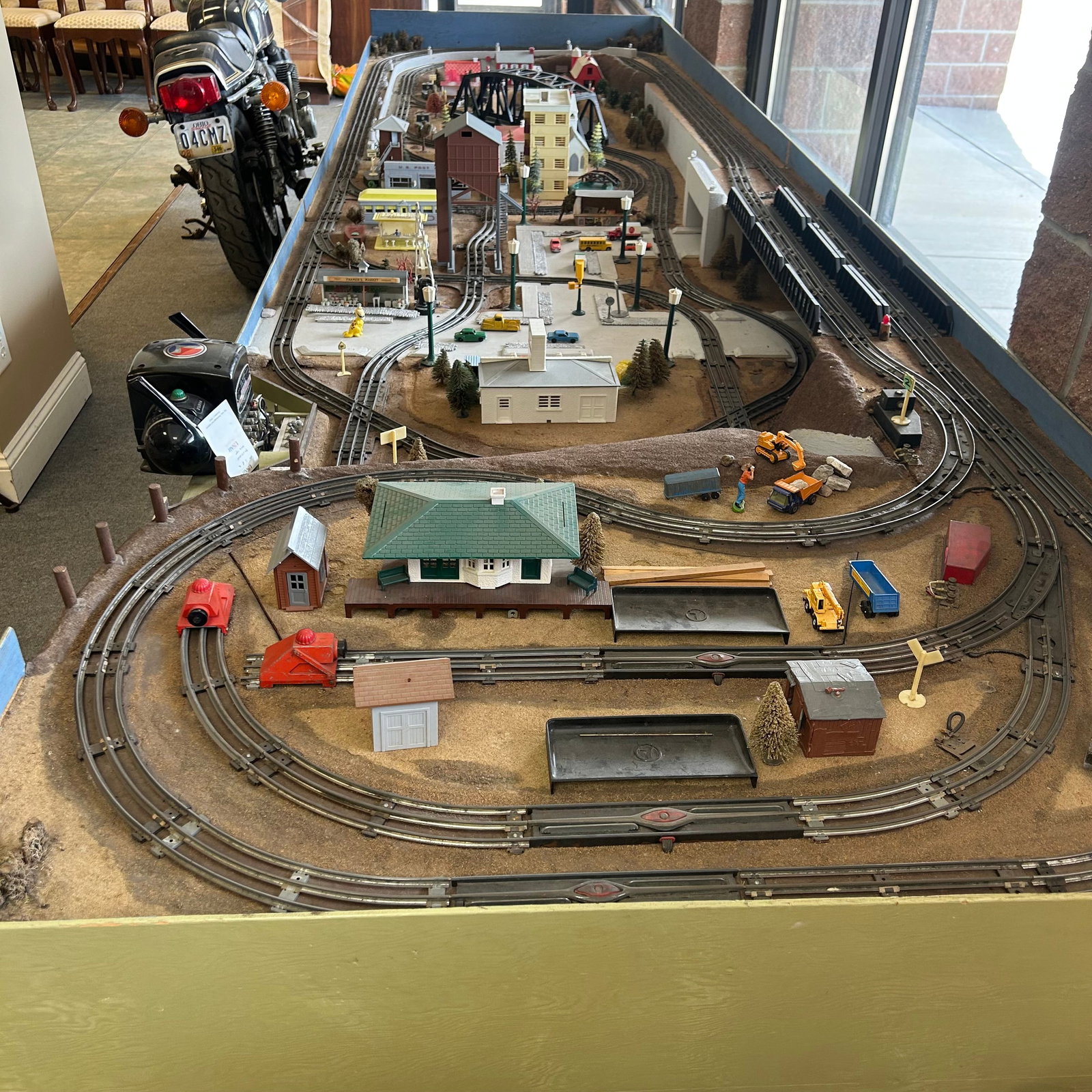 Marx Train Layout (1 of 6)
