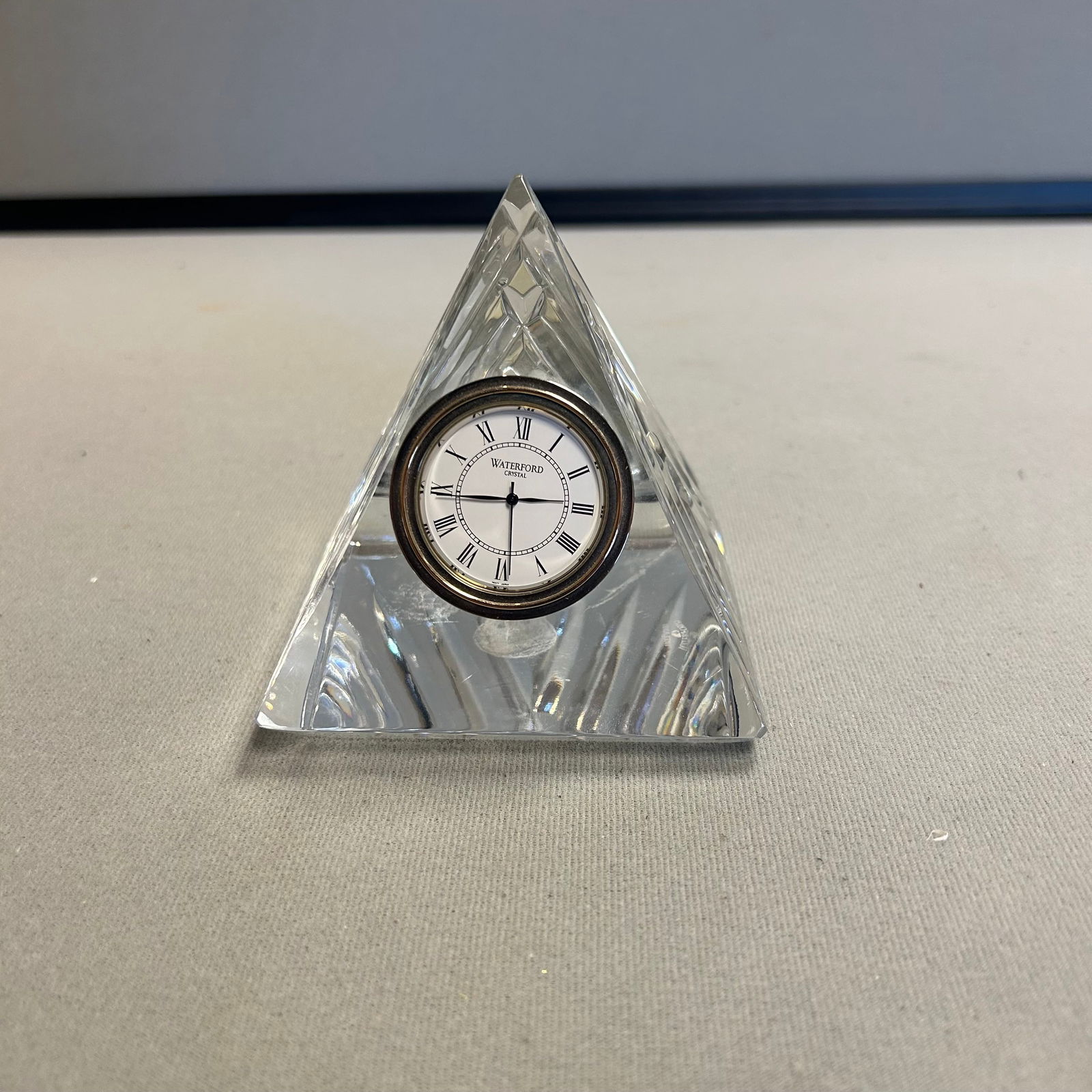 WATERFORD CRYSTAL DESK CLOCK (1 of 4)