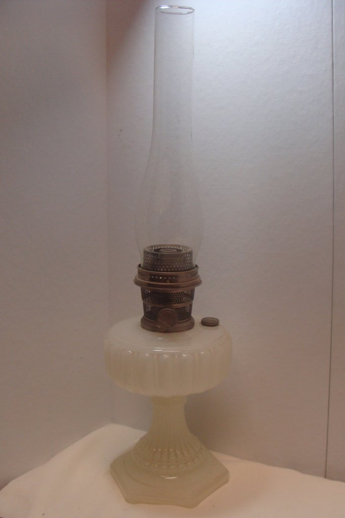 Aladdin Model B Cathedral Wht Mnstone Lamp: Aladdin Model B White Moonstone Kerosene Table Lamp, 12 3/4" h, w/ hurricane