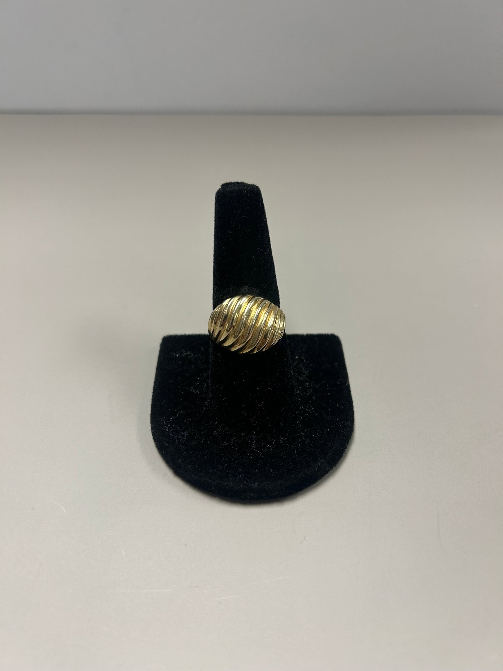 14K GOLD RING, MARKED ITALY, SHRIMP RING (1 of 4)