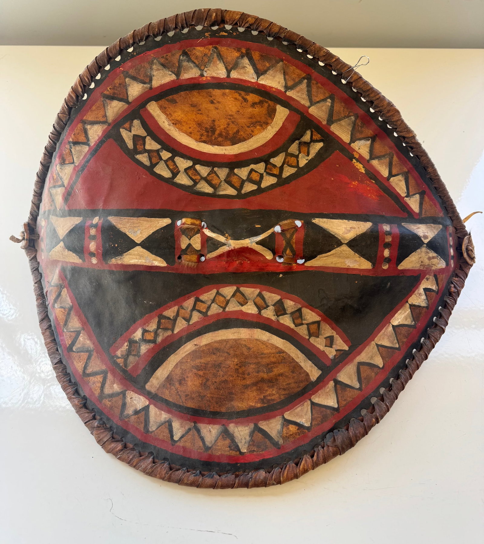 PLAINS STYLE INDIAN CIRCULAR RAWHIDE SHIELD (1 of 4)