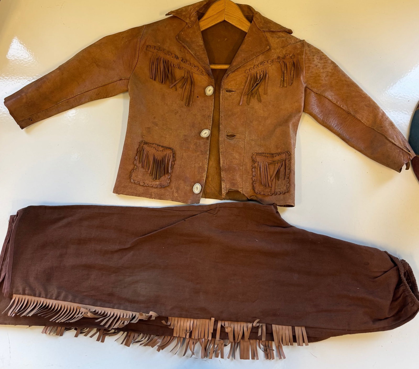 WESTERN BUCKSKIN SUEDE LEATHER CHILDS FRINGE JACKE (1 of 4)