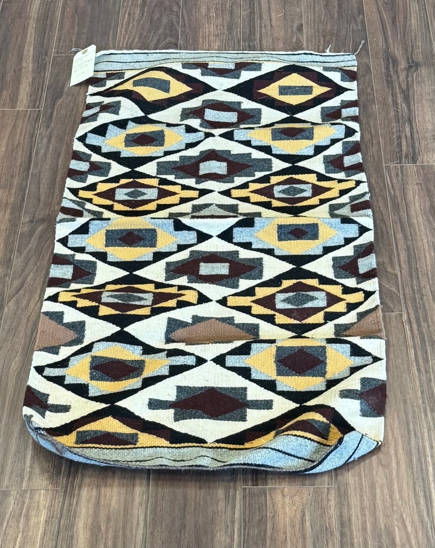 STUNNING HANDWOVEN ZAPOTEC-STYLE WOOL RUG (1 of 2)