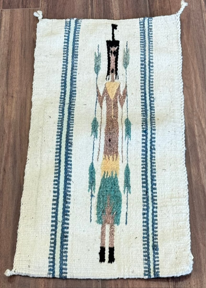 VINTAGE NAVAJO STYLE SINGLE YEI FIGURE PICTORAL: HANDWOVEN WOOL WALL TAPESTRY APPROX: 29 " X 14"GOOD CONDITIONPROVENANCE: ESTATE OF DOUG DIVISH NORTH EAST OHIO