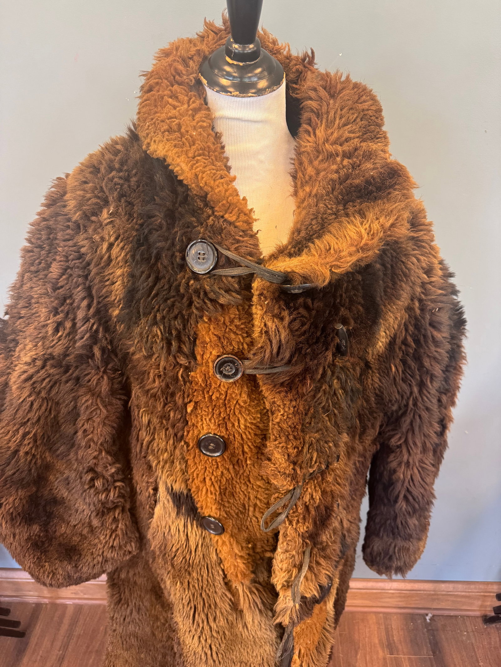 VINTAGE BUFFALO FUR COAT (1 of 3)