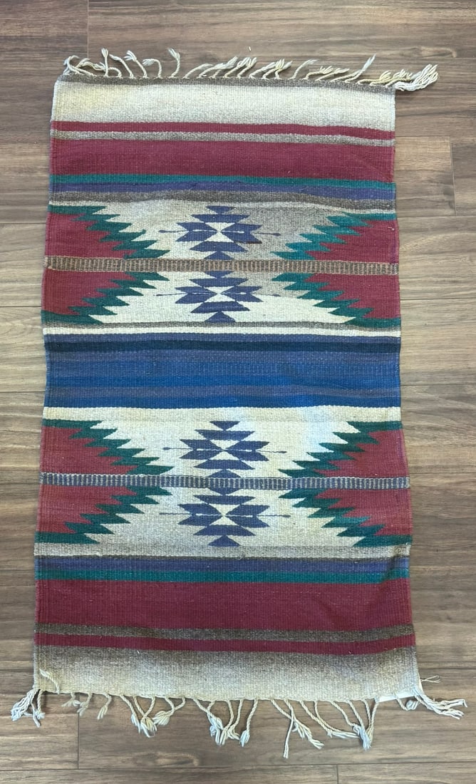 VINTAGE SOUTHWESTERN GEOMETRIC HANDWOVEN WOOL RUG (1 of 2)