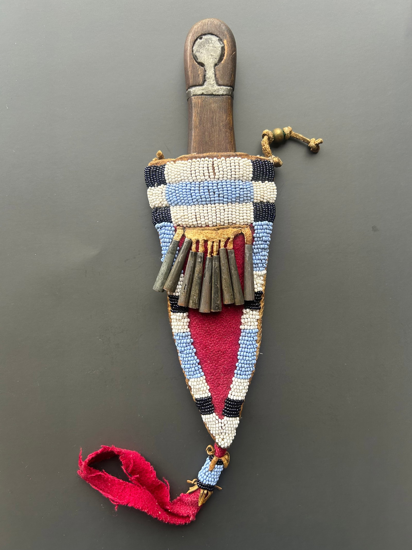 LATE 19th C. PLAINS BEADED HIDE SHEATH & DAG KNIFE (1 of 3)