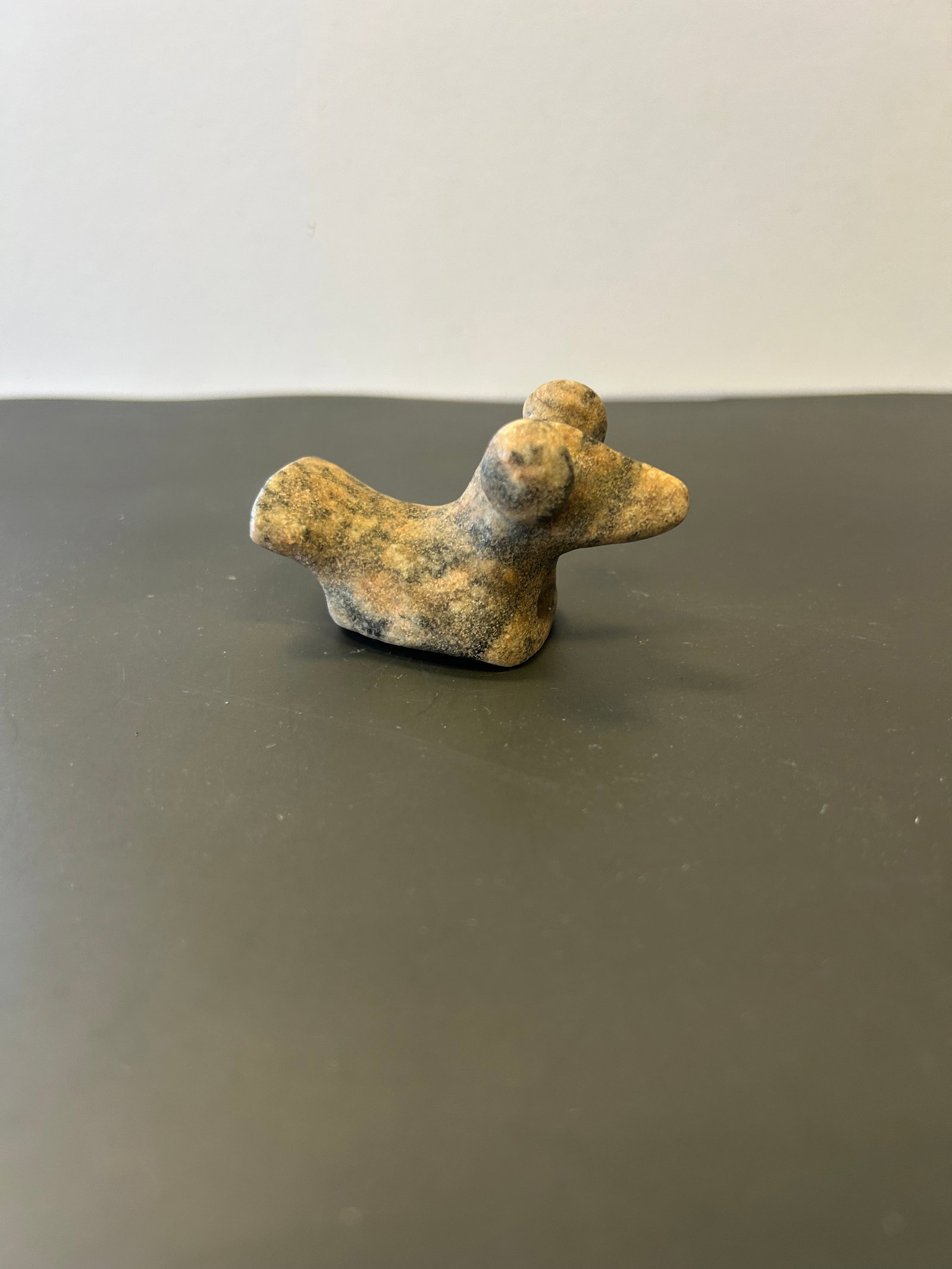 NATIVE AMERICAN POP EYED BIRD STONE: THIS NATIVE AMERICAN STYLE BIRDSTONE IS A PREHISTORIC, ABSTRACT STONE CARVING THAT TYPICALLY RESEMBLES A STYLIZED BIRD. BIRDSTONES GENERALLY BELONG TO THE EARLIER ARCHAIC PERIOD INTO THE EARLY