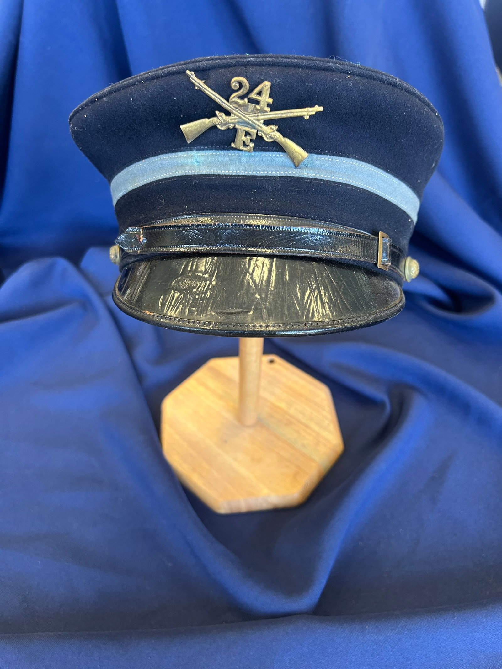 EARLY 1900s PENNSYLVANIA N.G. 24TH INFANTRY CAP (1 of 4)