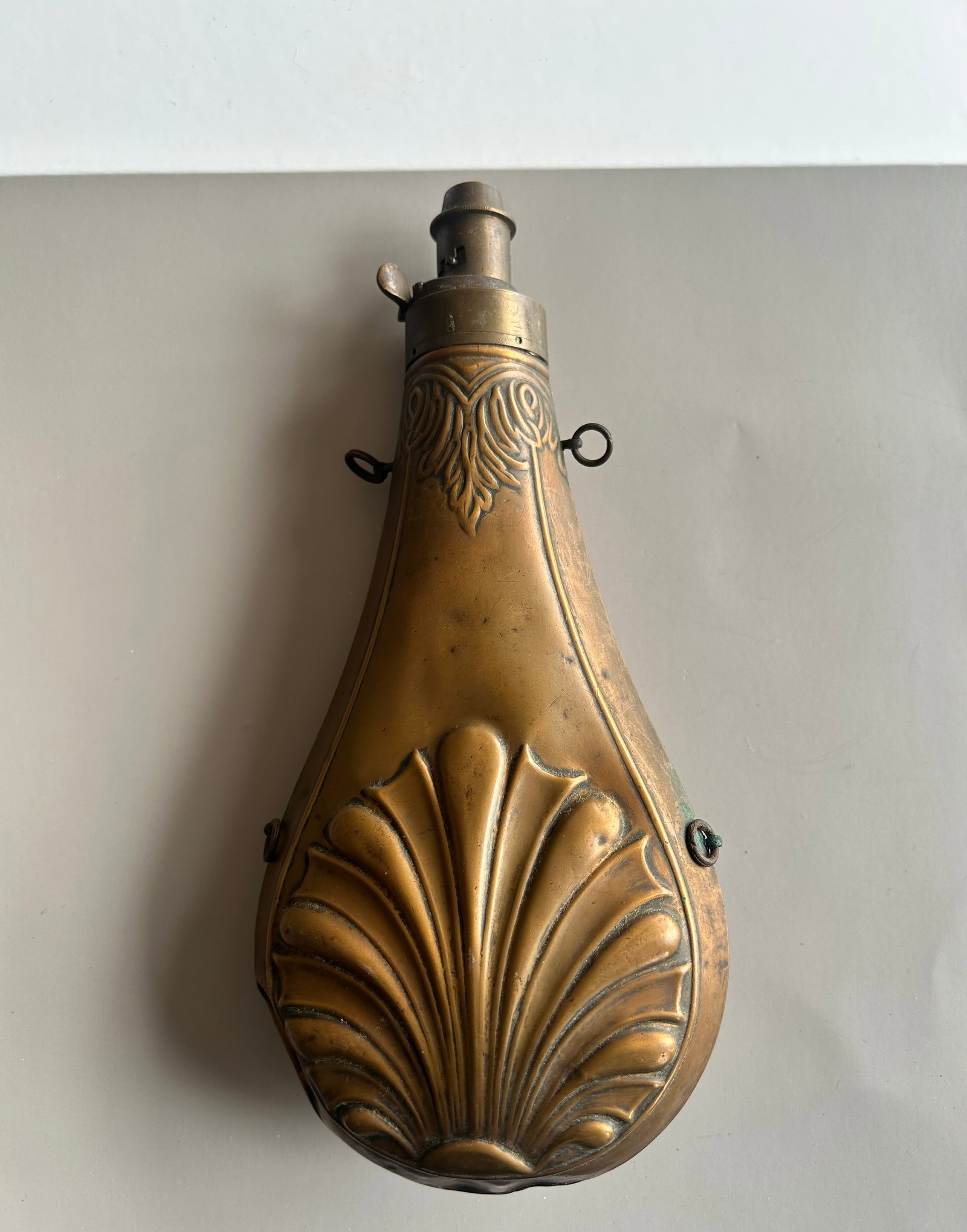 ANTIQUE POWDER FLASK, 19TH CENTURY (1 of 4)