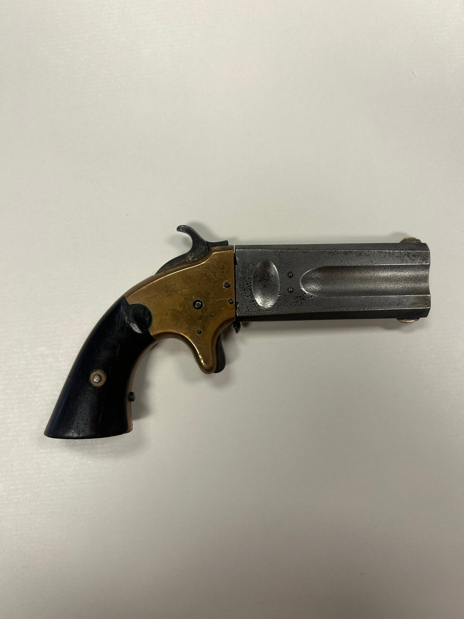 AMERICAN ARMS DOUBLE DERRINGER (1 of 6)