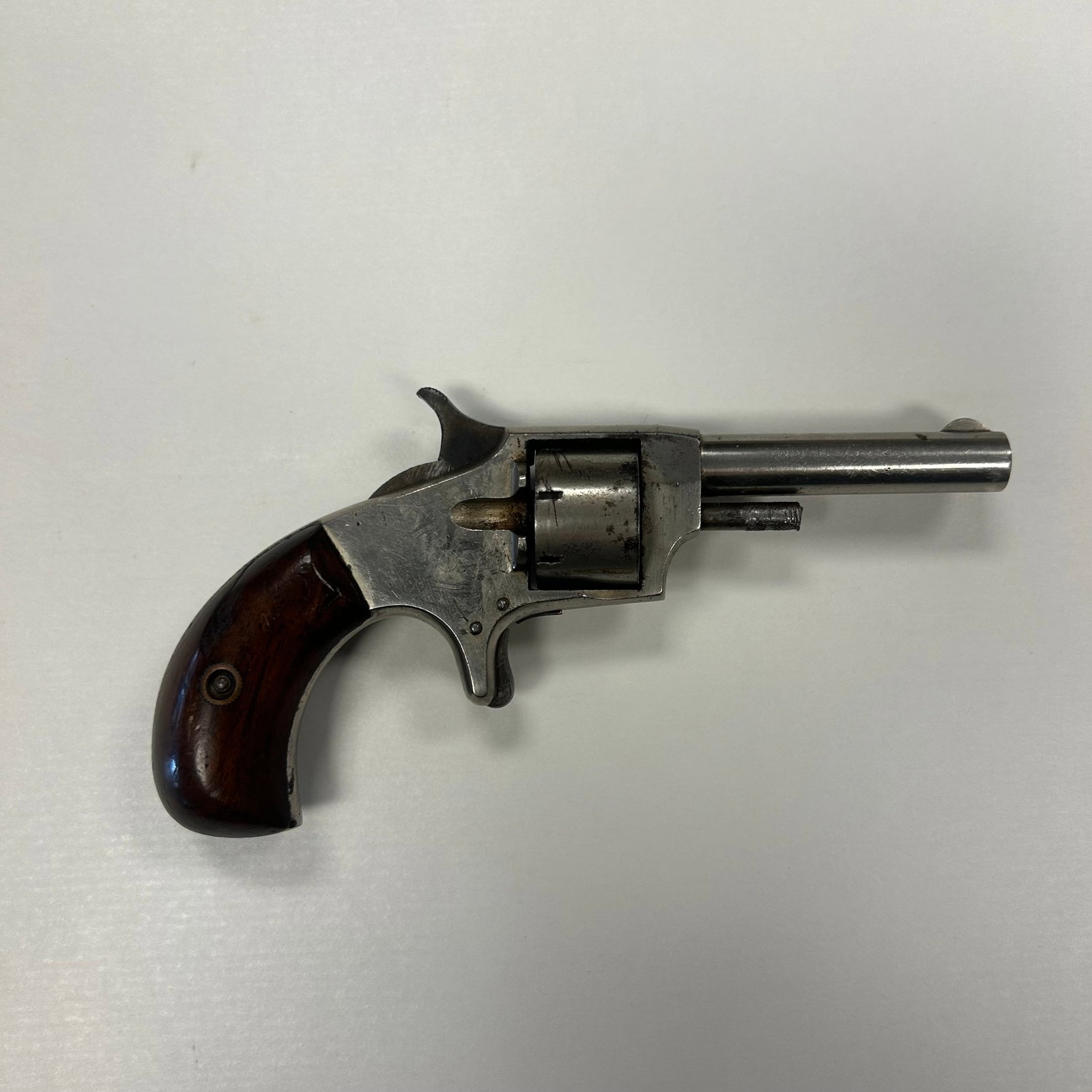 ANTIQUE "LEADER" .22 SPUR TRIGGER REVOLVER (1 of 5)
