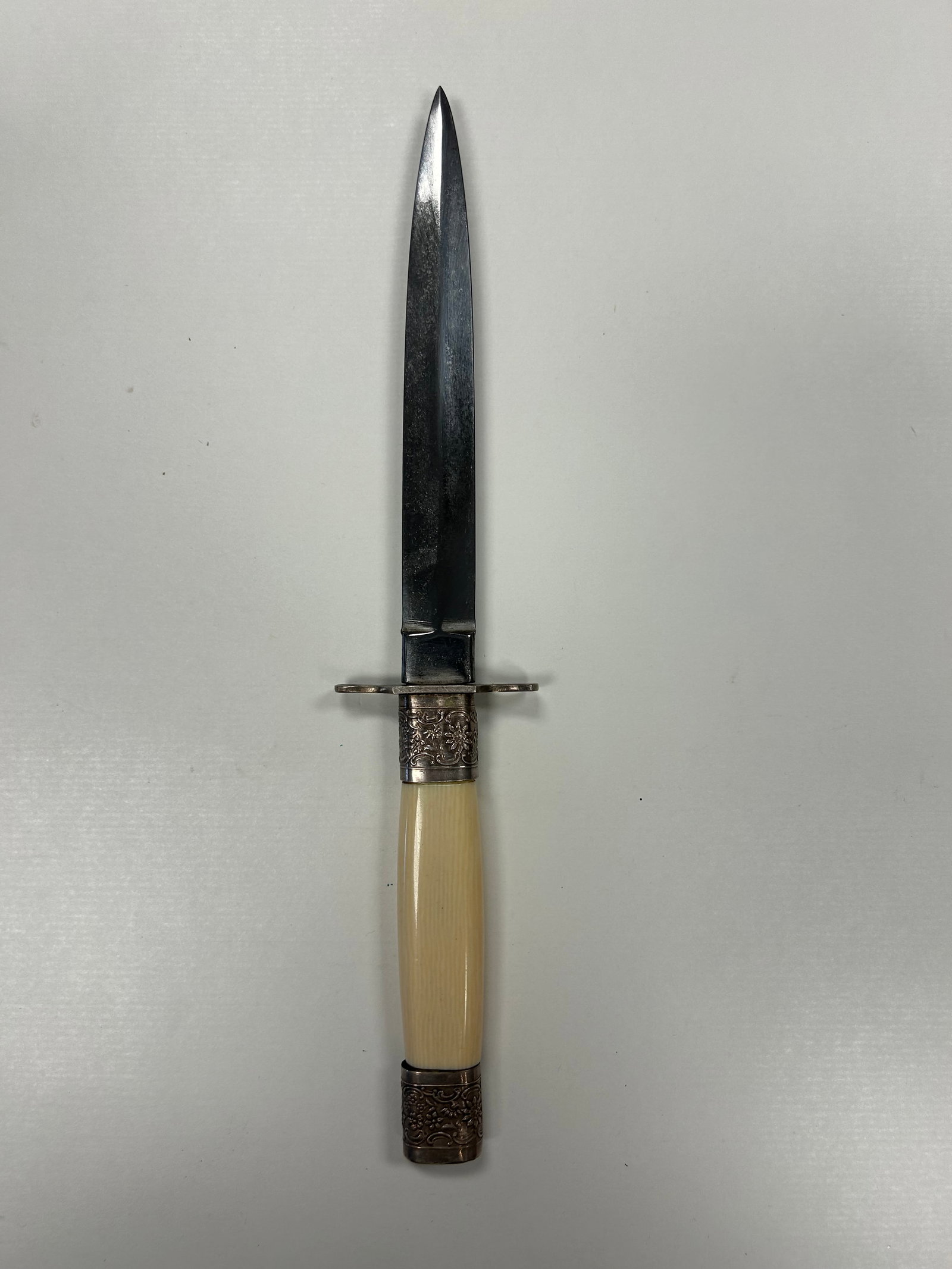 J. NOWILL & SONS SHEFFIELD BONE HANDLE DAGGER (1 of 4)