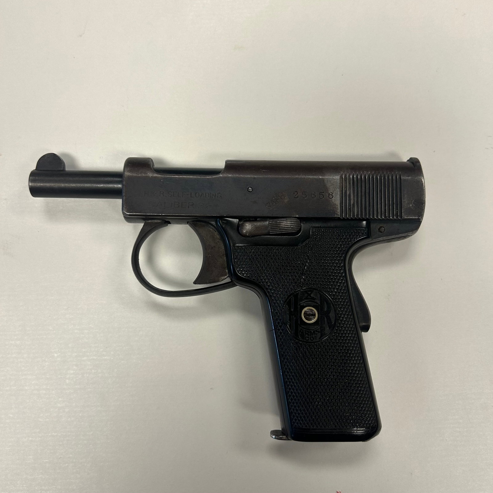 H&P .32 ACP SELF LOADING PISTOL (1 of 6)