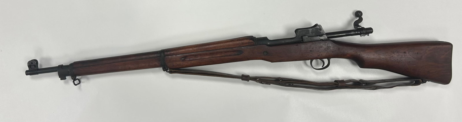 M- WINCHESTER U.S. MODEL 1917 ENFIELD RIFLE: WINCHESTER U.S. MODEL OF 1917 EMFIELD RIFLE .30-06, WW1 S/N 1418451918 BARRELWITH A GOOD BOREMODERN GUN