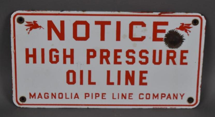 Magnolia Pipe Line w/Pegasus Porcelain Sign (1 of 2)