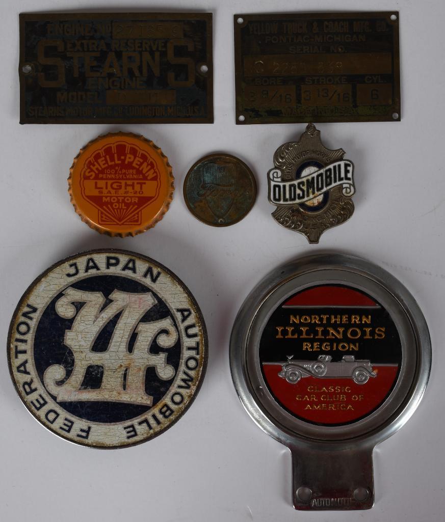 Box Lot of Automobilia Items (1 of 5)