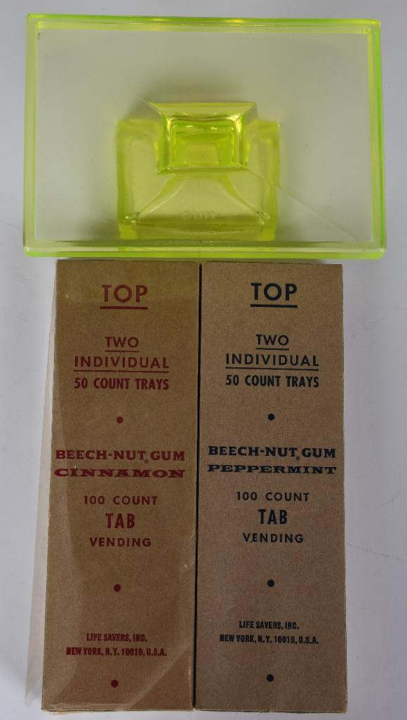Teaberry Gum Glass Display & 2-Full Packs of Beech-Nut: Rated 9,3"x7"x5", the Vaseline glass counter-top point of sale display is in excellent condition, the two 50 count Beech-Nut Cinnamon & Peppermint Gun Packs both NOS (new old stock).