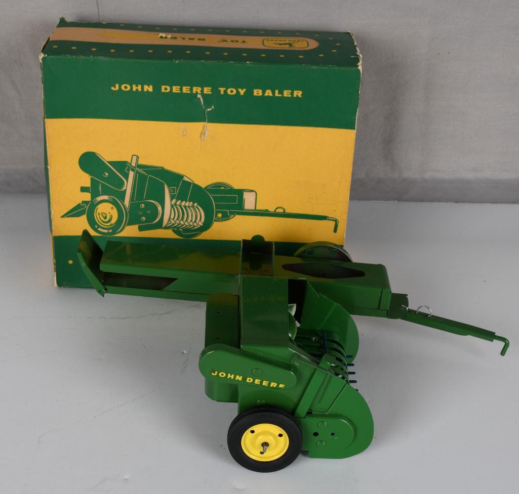 John Deere Toy Baler NIB (1 of 3)