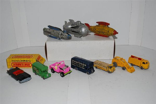 10-Matchbox items, Coca-Cola Truck, Pickford truc: 10-Matchbox items, Coca-Cola Truck, Pickford truck, Removals Service truck,